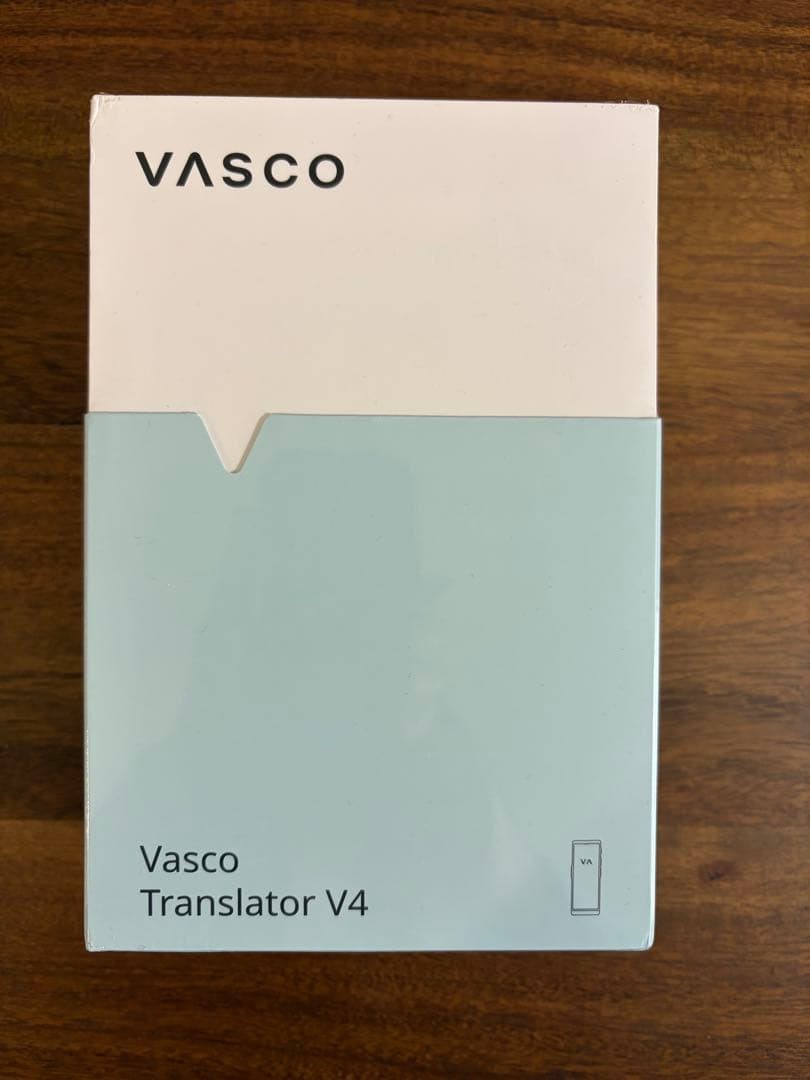 Vasco Translator V4 Voice Translator Device 76 Languages Cam